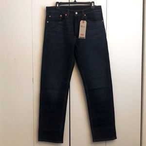Men’s Levi’s jeans. 34x32. Straight leg